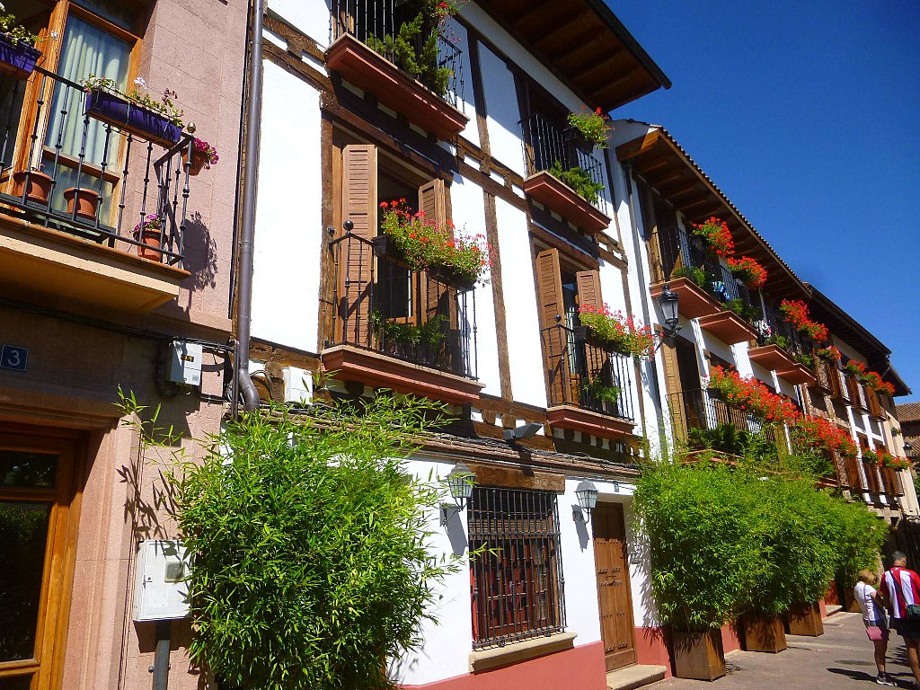 ezcaray balcones pueblo