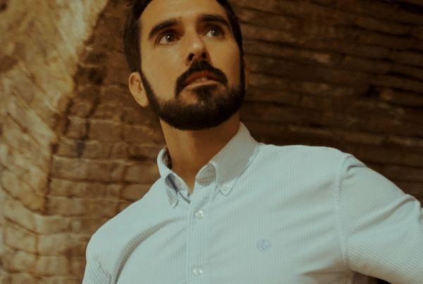 ALEJANDRO-GONZALEZ teatro con diamante