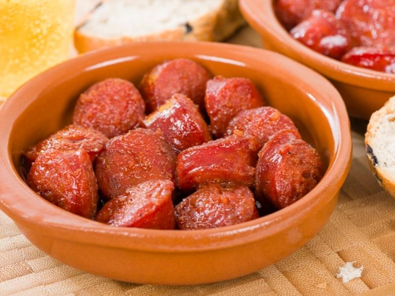 chorizo al vino blanco